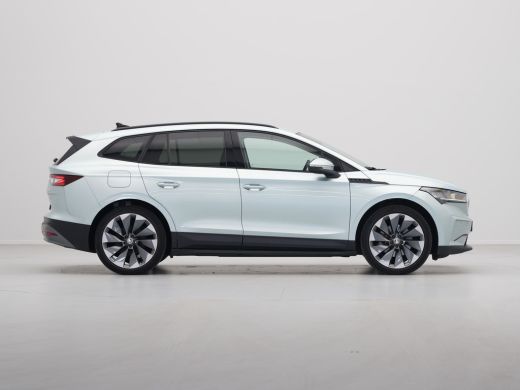 Skoda Enyaq iV 60 180pk Navigatie Wegkl. trekhaak Camera Led 245 ActivLease financial lease