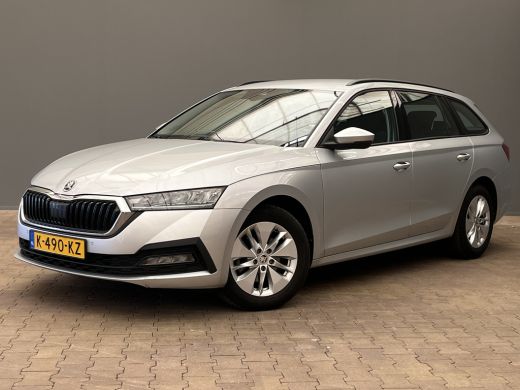 Skoda Octavia Combi 1.0 e-TSI Business Edition | Airco (automatisch) | Apple Carplay/Android Auto | Cruise control Skoda Octavia Combi 1.0 e-TSI Business Edition | Airco (automatisch) | Apple Carplay/Android Auto | Cruise control