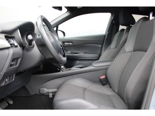 Toyota C-HR 1.8 Hybrid Business Plus Voorstoelen verwarmd | NAVI | Parkeerhulp | ActivLease financial lease