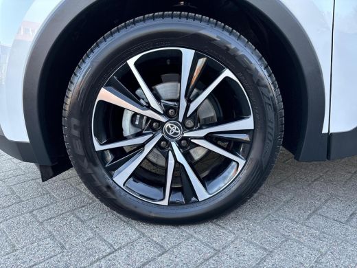 Toyota C-HR 2.0 Hybrid 200 Dynamic All-in prijs | Navigatie | Dode hoek waarschuwing ActivLease financial lease