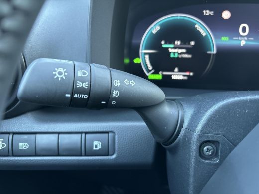 Toyota C-HR 2.0 Hybrid 200 Dynamic All-in prijs | Navigatie | Dode hoek waarschuwing ActivLease financial lease