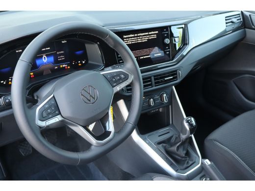 Volkswagen Polo Life Edition | 'App-Connect' smartphone integratie | Buitenspiegels elektrisch instel- verwarm- e... ActivLease financial lease