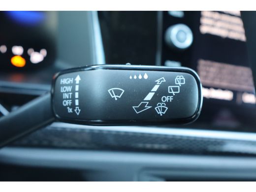 Volkswagen Polo Life Edition | 'App-Connect' smartphone integratie | Buitenspiegels elektrisch instel- verwarm- e... ActivLease financial lease