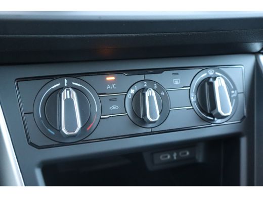 Volkswagen Polo Life Edition | 'App-Connect' smartphone integratie | Buitenspiegels elektrisch instel- verwarm- e... ActivLease financial lease