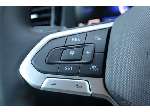 Volkswagen Polo Life Edition | 'App-Connect' smartphone integratie | Buitenspiegels elektrisch instel- verwarm- e... ActivLease financial lease