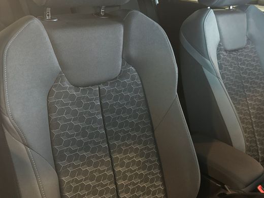 Audi A1 allstreet 30 TFSI 115pk s-tronic Advanced edition | Audi Sound | Getint glas | Sportstoelen verwarmd ActivLease financial lease