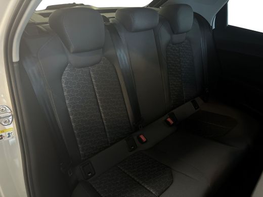 Audi A1 allstreet 30 TFSI 115pk s-tronic Advanced edition | Audi Sound | Getint glas | Sportstoelen verwarmd ActivLease financial lease