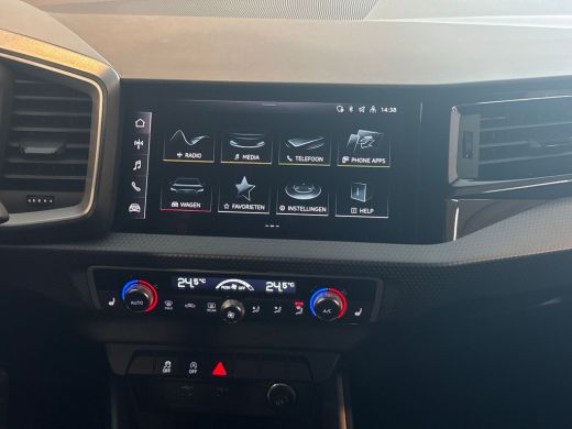 Audi A1 allstreet 30 TFSI 115pk s-tronic Advanced edition | Audi Sound | Getint glas | Sportstoelen verwarmd ActivLease financial lease