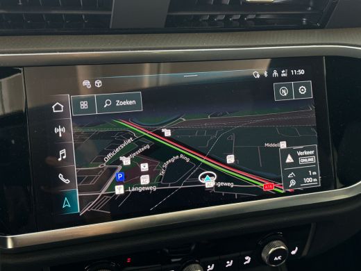 Audi Q3 Sportback 45 TFSI e S-Line / Achteruitrijcamera / Optiekpakket zwart / Panoramadak / Adaptive Cruise Control ActivLease financial lease