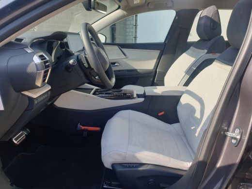 Citroën C5 X 1.6 Plug-in Hybrid 225 Hypnos | Achteruitrijcamera | Elektrisch bedienbare achterklep met sensors... ActivLease financial lease