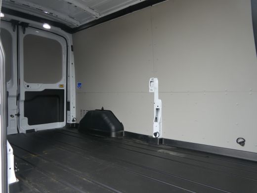 Ford Transit 350 2.0 TDCI 130pk Automaat L3H2 Trend | € 7.730,- Voorraad Voordeel | € 7.455,- Voorraad Voordeel ActivLease financial lease