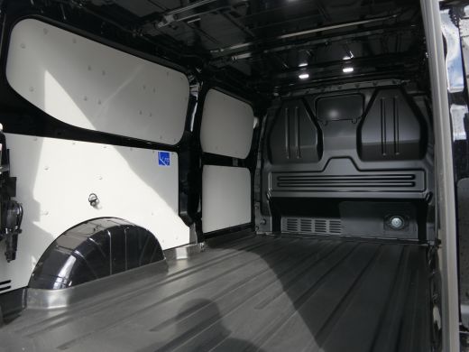 Ford Transit Custom Ford 320 2.5 PHEV L2H1 Sport incl. BPM | B&O | Trekhaak | 360 Camera | Adaptive Cruise | Elektris... ActivLease financial lease