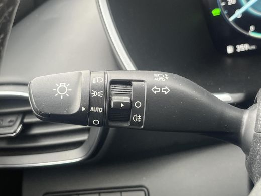 Hyundai Santa Fe 1.6 T-GDI HEV Premium 7p. | 3 JAAR GARANTIE | Apple Carplay/Android Auto | Cruise Control | DAB | ActivLease financial lease