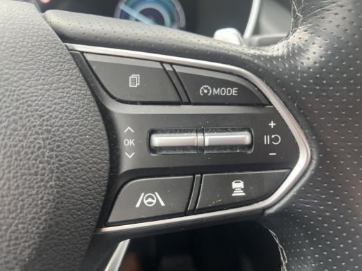 Hyundai Santa Fe 1.6 T-GDI HEV Premium 7p. | 3 JAAR GARANTIE | Apple Carplay/Android Auto | Cruise Control | DAB | ActivLease financial lease