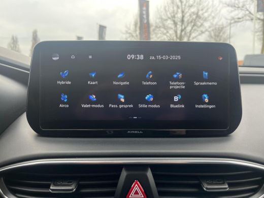 Hyundai Santa Fe 1.6 T-GDI HEV Premium 7p. | 3 JAAR GARANTIE | Apple Carplay/Android Auto | Cruise Control | DAB | ActivLease financial lease