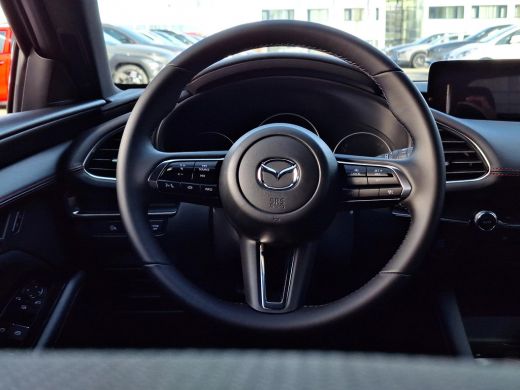 Mazda 3 2.5 e-SkyActiv-G M Hybrid 140 Homura | Achteruitrijcamera | Head-up Display | Stoelverwarming | Z... ActivLease financial lease