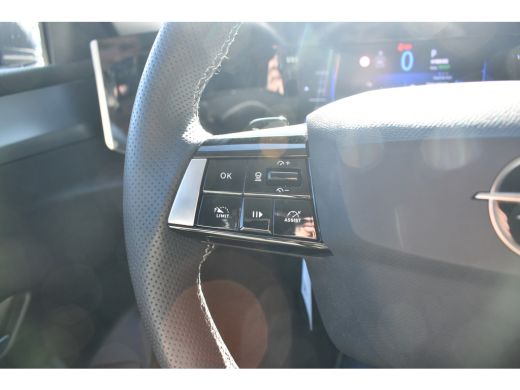 Opel Astra Sports Tourer Opel 1.6 Turbo Hybrid PHEV 180pk Automaat| Navigatie by App | Parkeersensoren | Cli... ActivLease financial lease