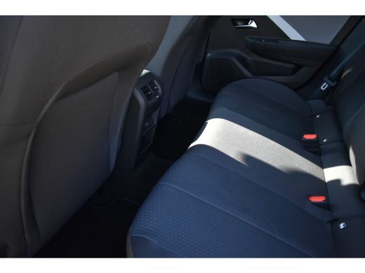 Opel Astra Sports Tourer Opel 1.6 Turbo Hybrid PHEV 180pk Automaat| Navigatie by App | Parkeersensoren | Cli... ActivLease financial lease