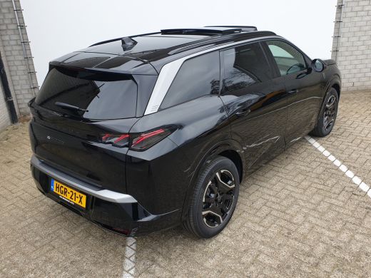 Peugeot E-5008 Peugeot GT Avantage 73 kWh| Panoramadak | Trekhaak | Voorstoel(en) met massagefunctie | Panoramad... ActivLease financial lease