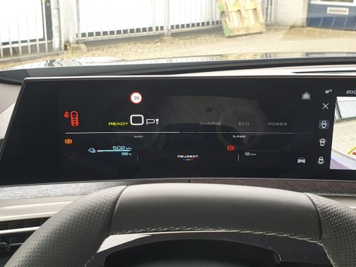 Peugeot E-5008 Peugeot GT Avantage 73 kWh| Panoramadak | Trekhaak | Voorstoel(en) met massagefunctie | Panoramad... ActivLease financial lease