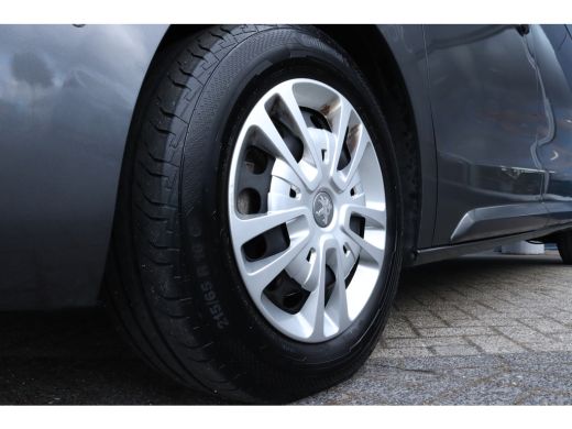 Peugeot Expert 2.0 BlueHDI 180 Standard Asphalt | Cruise Control | Camera | Trekhaak | Keyless | Xenon | Dodoeho... ActivLease financial lease
