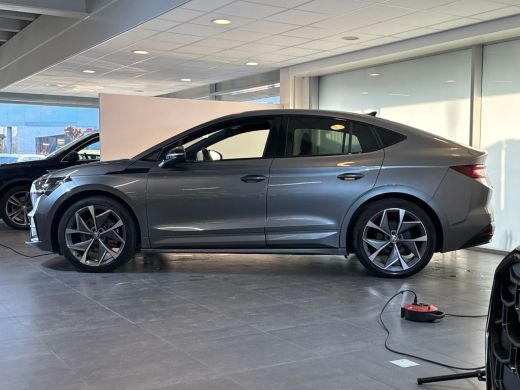Skoda ENYAQ Coupé iV 80 RS 300pk / 21" lichtmetalen velgen / Warmtepomp / Verwarmbare voorstoelenr ActivLease financial lease