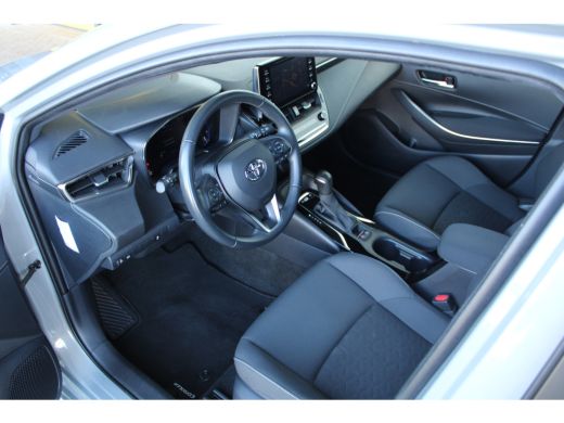 Toyota Corolla Touring Sports Toyota 1.8 Hybrid First Edition | Achteruitrijcamera | LED koplampen | Navigatiesysteem full map ActivLease financial lease