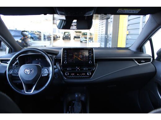 Toyota Corolla Touring Sports Toyota 1.8 Hybrid First Edition | Achteruitrijcamera | LED koplampen | Navigatiesysteem full map ActivLease financial lease
