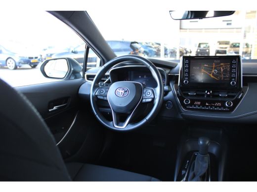 Toyota Corolla Touring Sports Toyota 1.8 Hybrid First Edition | Achteruitrijcamera | LED koplampen | Navigatiesysteem full map ActivLease financial lease