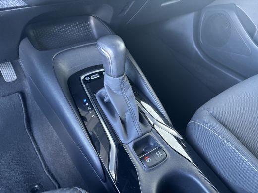 Toyota Corolla Touring Sports Toyota 1.8 Hybrid First Edition | Achteruitrijcamera | LED koplampen | Navigatiesysteem full map ActivLease financial lease