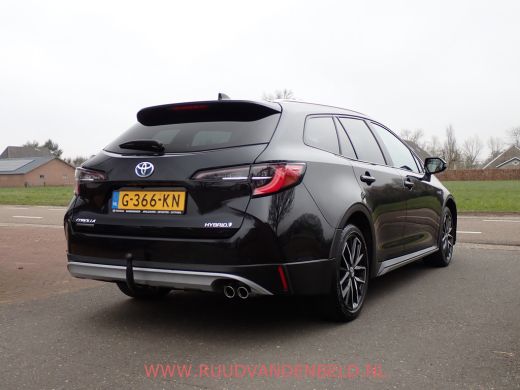 Toyota Corolla Touring Sports 2.0 HYBRID TREK ACC/CAMERA/TREKHAAK/NAVIGATIE ActivLease financial lease
