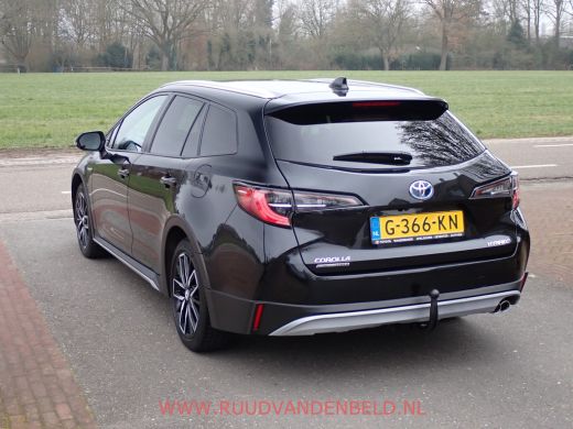 Toyota Corolla Touring Sports 2.0 HYBRID TREK ACC/CAMERA/TREKHAAK/NAVIGATIE ActivLease financial lease