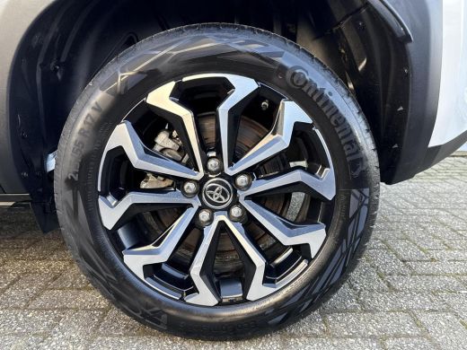 Toyota Yaris Cross 1.5 Hybrid Dynamic **NAVIGATIE/ CLIMATE CONTROL/ ADAPTIEF CRUISE CONTROL/ 36 MAANDEN GARANTIE** ActivLease financial lease