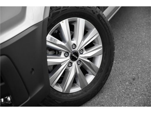 Volkswagen Crafter 2024 | 140PK | Automaat | Adaptive cruise | Digitaal dashboard | Navigatie | Full Led ActivLease financial lease