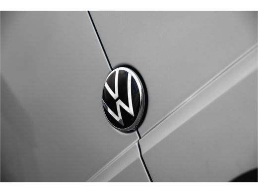 Volkswagen Crafter 2024 | 140PK | Automaat | Adaptive cruise | Digitaal dashboard | Navigatie | Full Led ActivLease financial lease
