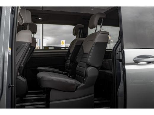 Volkswagen Multivan | 4-Motion | 1.5 eHybrid L2 Bulli Edition | Matrix | ACC | Panoramadak | ActivLease financial lease