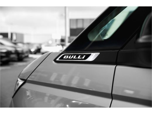 Volkswagen Multivan | 4-Motion | 1.5 eHybrid L2 Bulli Edition | Matrix | ACC | Panoramadak | ActivLease financial lease
