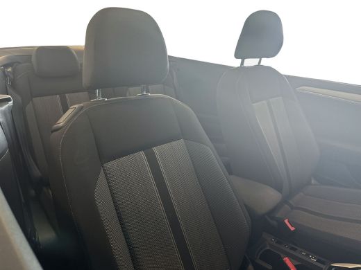 Volkswagen T-Roc Cabrio 1.0TSI 115pk Style / Navigatie / Stoelverwarming / Park Distance Control ActivLease financial lease