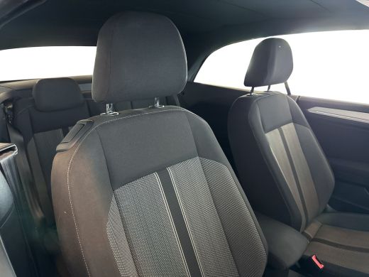 Volkswagen T-Roc 1.0TSI 115pk Style | Navigatie | Stoelverwarming | Park Distance Control ActivLease financial lease