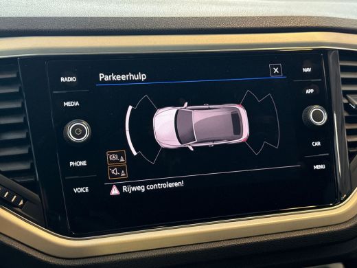 Volkswagen T-Roc 1.0TSI 115pk Style | Navigatie | Stoelverwarming | Park Distance Control ActivLease financial lease