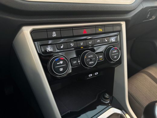 Volkswagen T-Roc Cabrio 1.0TSI 115pk Style / Navigatie / Stoelverwarming / Park Distance Control ActivLease financial lease