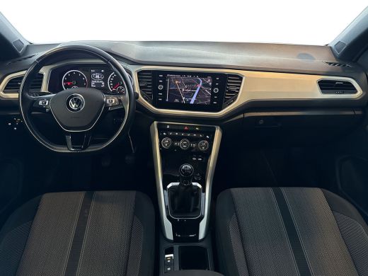 Volkswagen T-Roc 1.0TSI 115pk Style | Navigatie | Stoelverwarming | Park Distance Control ActivLease financial lease