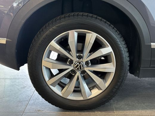 Volkswagen T-Roc 1.0TSI 115pk Style | Navigatie | Stoelverwarming | Park Distance Control ActivLease financial lease