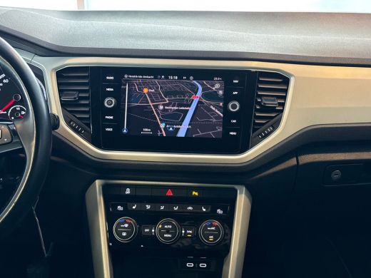 Volkswagen T-Roc 1.0TSI 115pk Style | Navigatie | Stoelverwarming | Park Distance Control ActivLease financial lease