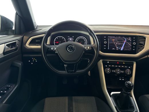 Volkswagen T-Roc 1.0TSI 115pk Style | Navigatie | Stoelverwarming | Park Distance Control ActivLease financial lease