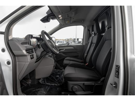 Volkswagen Transporter | 2024 | Life | L1 | Digitaal Display | Camera ActivLease financial lease