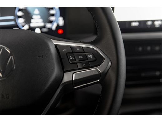 Volkswagen Transporter | 2024 | Life | L1 | Digitaal Display | Camera ActivLease financial lease