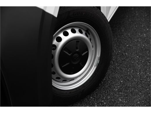Volkswagen Transporter | 2024 | Life | L1 | Digitaal Display | Camera ActivLease financial lease