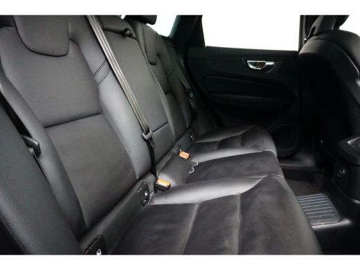 Volvo  XC60 Recharge T6 AWD Ultimate Dark | 360 Graden Camera | Apple carplay | Audio installatie premium ActivLease financial lease