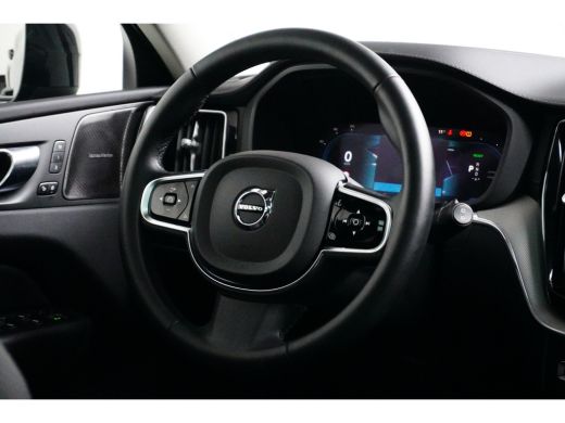 Volvo  XC60 Recharge T6 AWD Ultimate Dark | 360 Graden Camera | Apple carplay | Audio installatie premium ActivLease financial lease